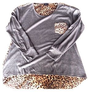 NWOT Hi-Low Top ADORABLE