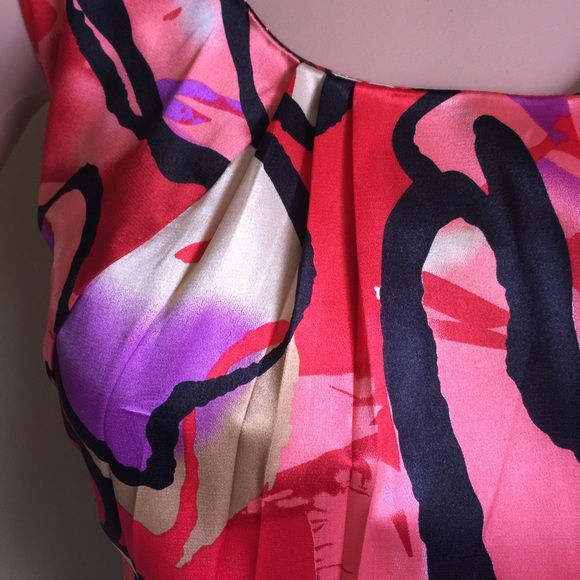 Sleeveless Dressy Shirt - Picture 2 of 3