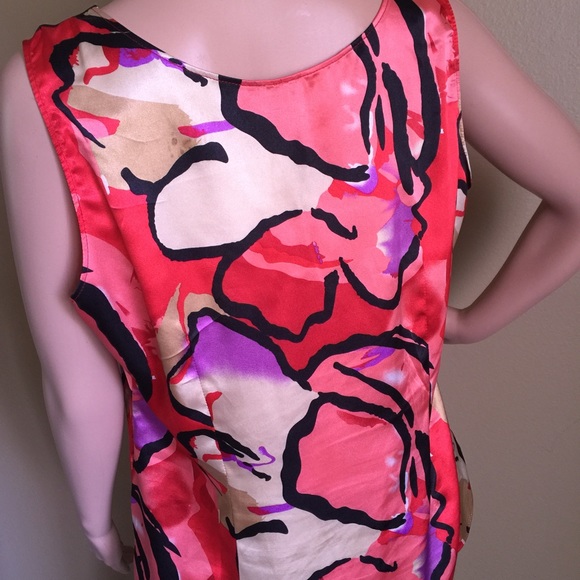 Sleeveless Dressy Shirt - Picture 3 of 3