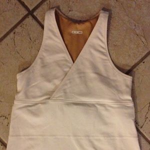 Lululemon older style white tank top 4