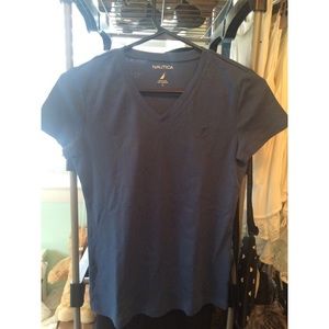 Nautica v neck