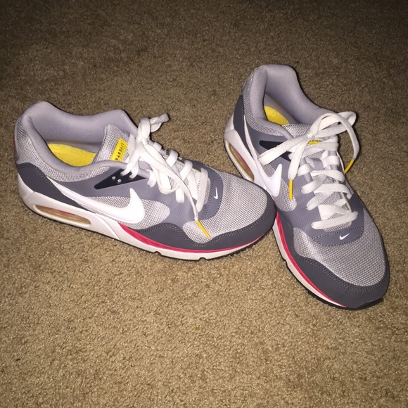 Women's Livestrong Nike air max shoes