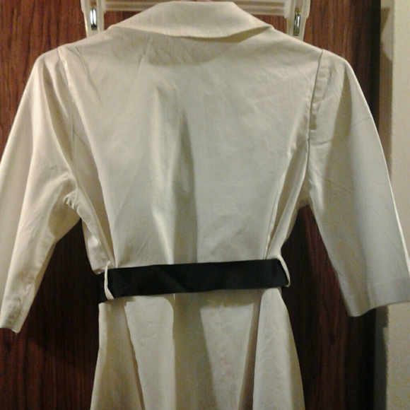 White accented with Black belt - Picture 2 of 3