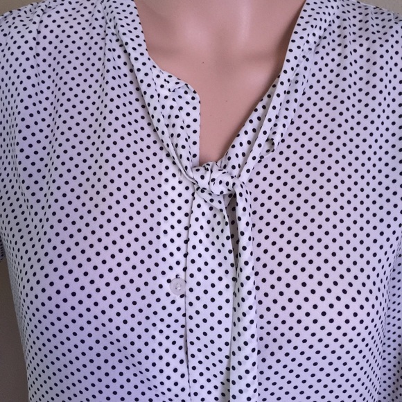 Light weight dressy 3/4 sleeve shirt - Picture 3 of 3