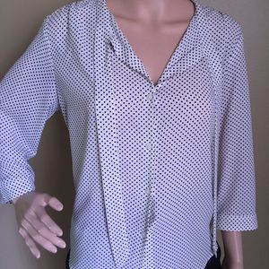 Light weight dressy 3/4 sleeve shirt