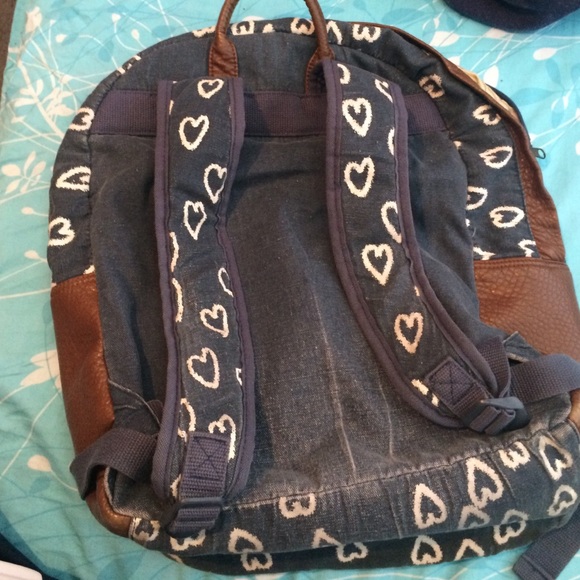 Billabong heart book bag - Picture 2 of 4