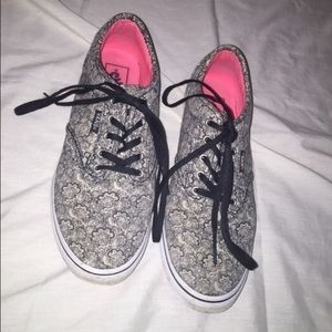 paisley vans