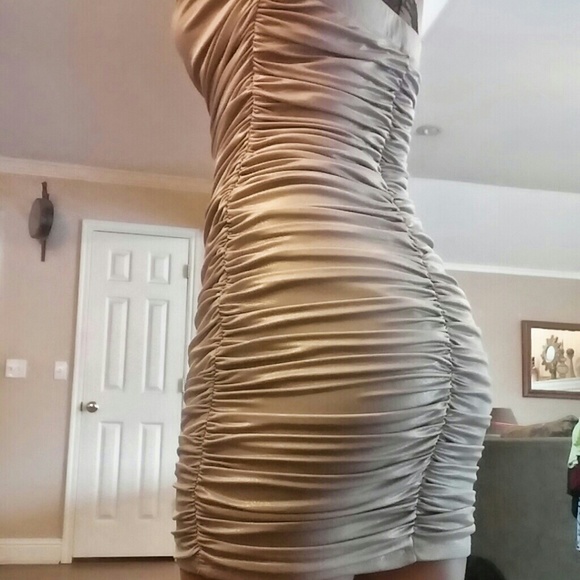 Nude bodycon dress - Picture 2 of 2
