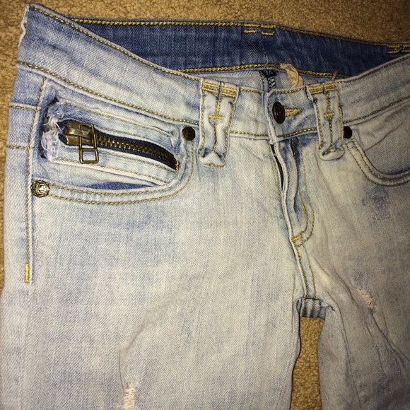 LF light denim jeans