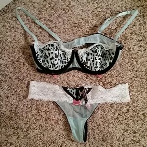 Victoria secret set xs/sm 34b