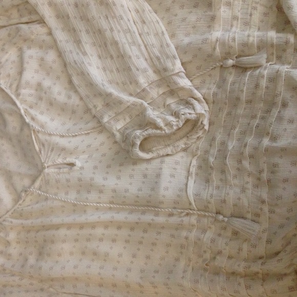 White hippie blouse - Picture 3 of 3