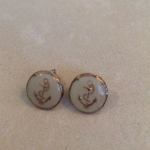Cutest anchor earrings!