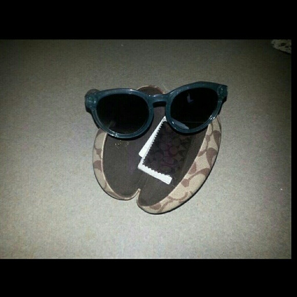 Authentic coach sunglasses with the case