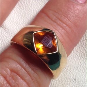 18 k CHANEL  gold ring