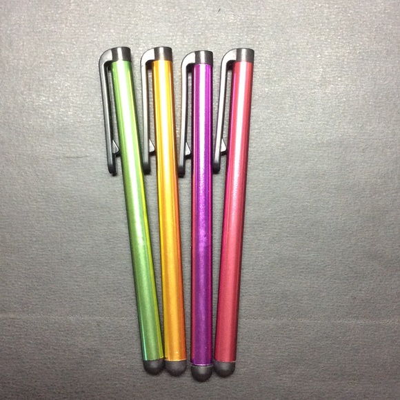 iPad and iPhone stylus pack.     (O)
