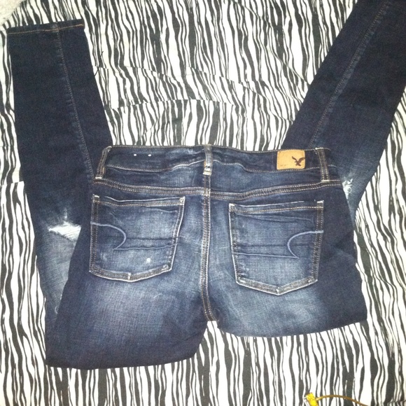 NWOT American Eagle ripped skinny jeans