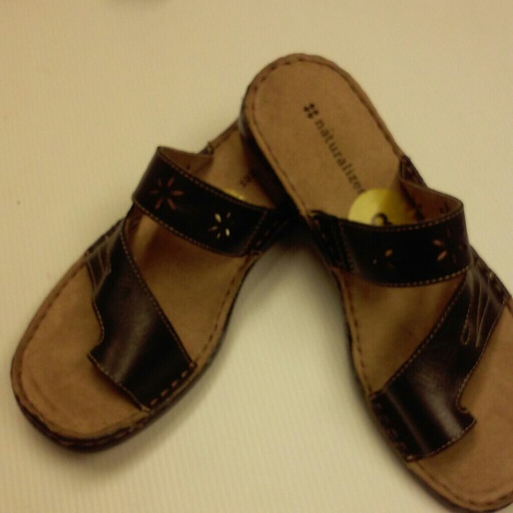 Authentic women's Naturalizer sandals
