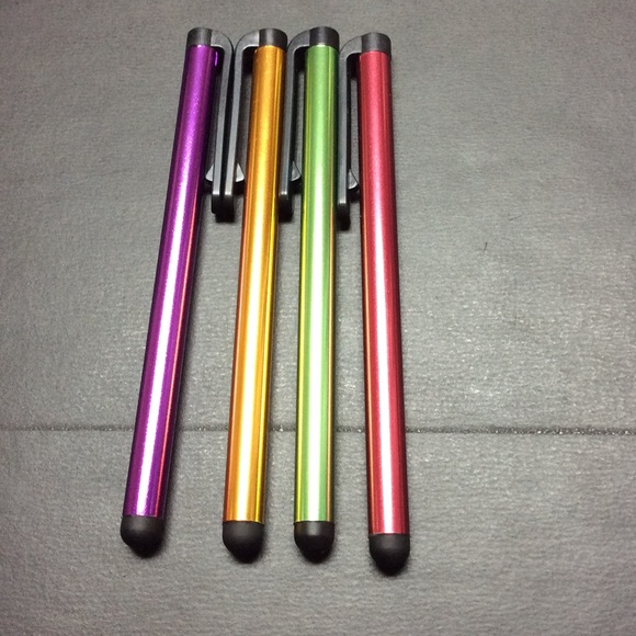 iPad and iPhone stylus pack.     (Q)