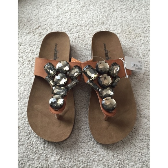 HOST PICK💕Sandals