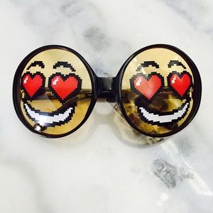 Linda Farrow x Jeremy Scott Sunglasses JSEMOTICON