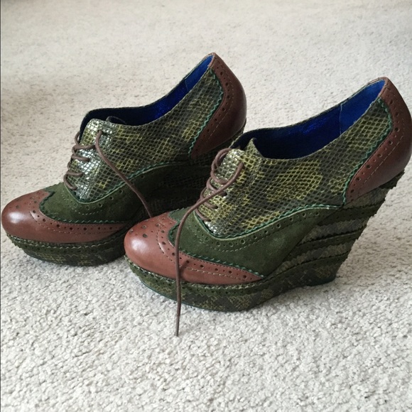 Booties - Picture 2 of 4