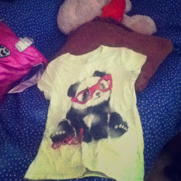 Green shirt with cute panda