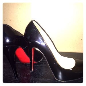 Rolando size 37 slightly used Louboutins