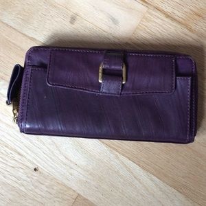 Perlina Leather accordion wallet