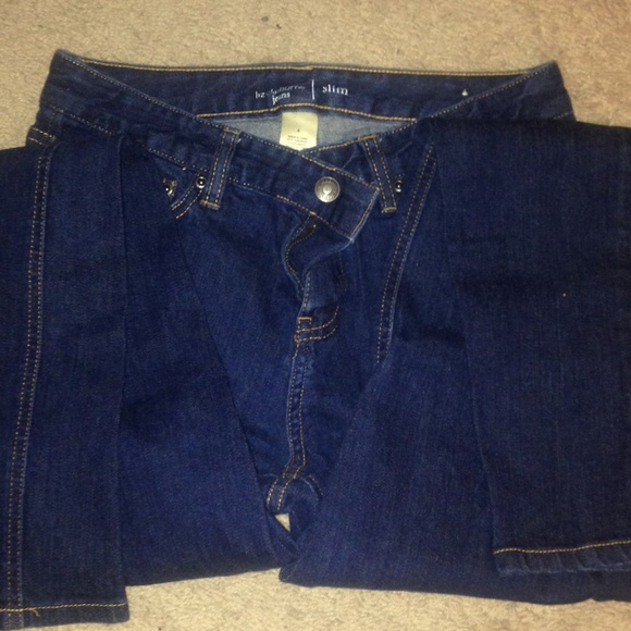Liz Claybourne slim-fit blue jeans