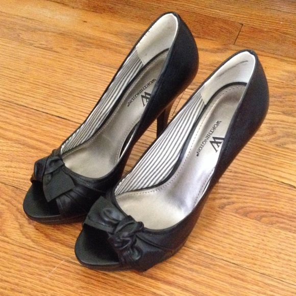 Worthington Black Heals