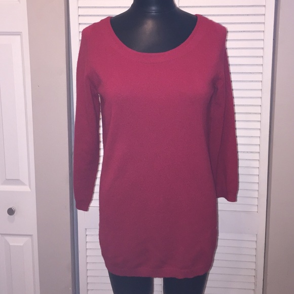 NEW! 💯% Designer soft Cashmere Theory red sweater