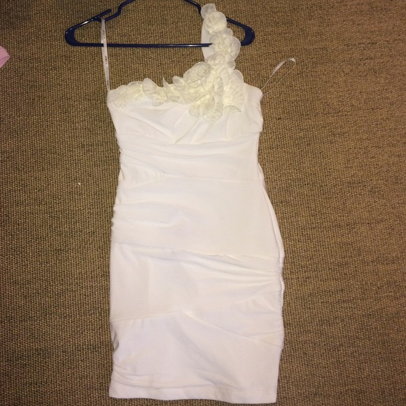 Dillard's "B-Darlin'" Cocktail Dress - Picture 1 of 2