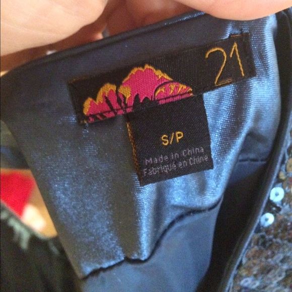 Sequin Cocktail Dress - Picture 3 of 3