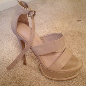 Nude platform heel