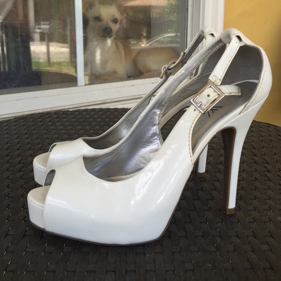 Dress white shoes