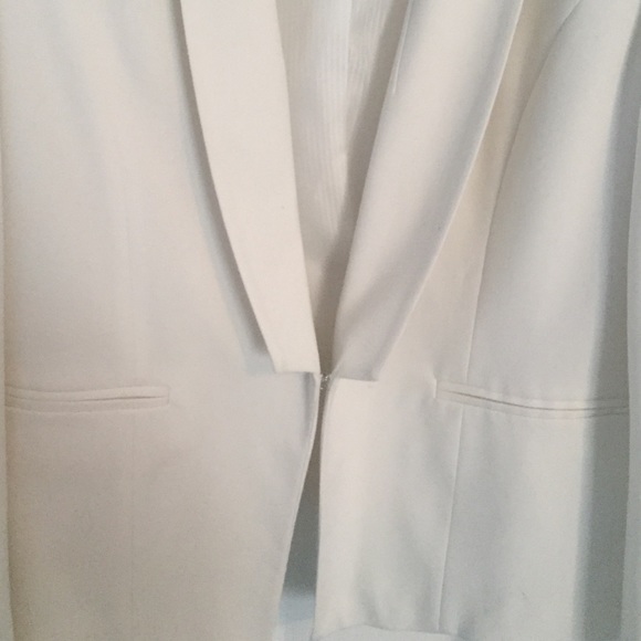 Cute Blazer - Picture 3 of 3