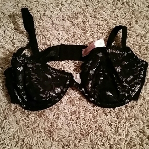 Sophie b. Lace black and pink bra 34b