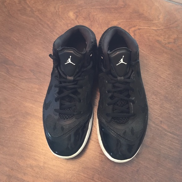 Jordan Play In These II - Picture 3 of 4