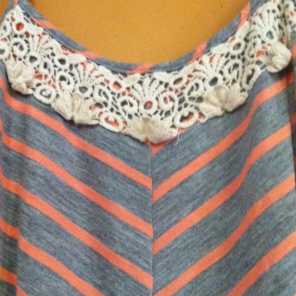 Large Rue 21 - Picture 2 of 3