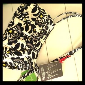 Vera Bradley Frannie purse in Fanfare print