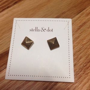 Stella and dot earrings
