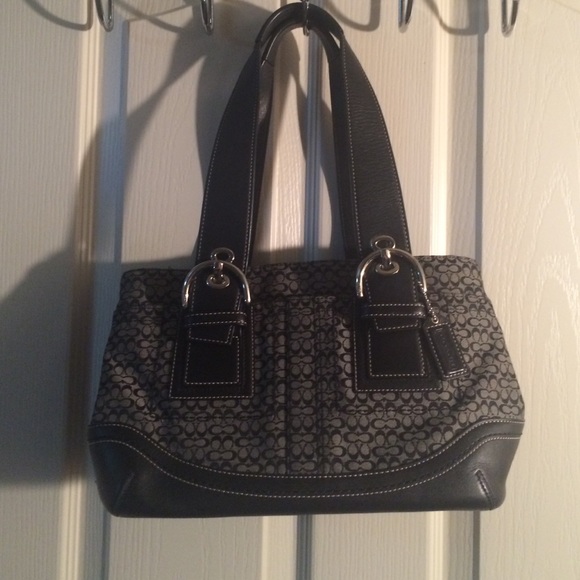 Coach Handbags - Coach Purse