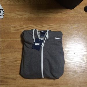 Bran new nike a sweatshirt!