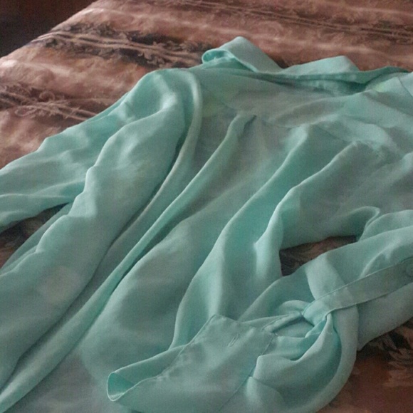 Blouse - Picture 3 of 3