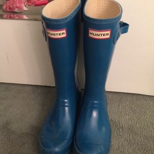 Turquoise hunter boots