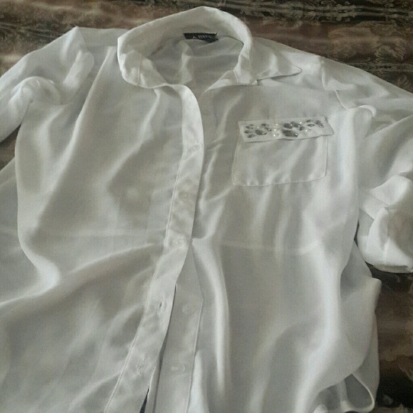 Blouse - Picture 2 of 4