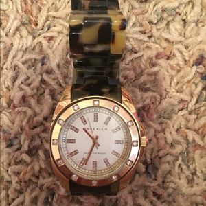 Got it as a gift and never wore it.