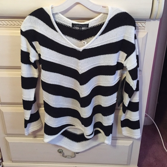 Black and white striped sweater!