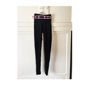 Rock and Republic Vegan Leather Leggings 🔥