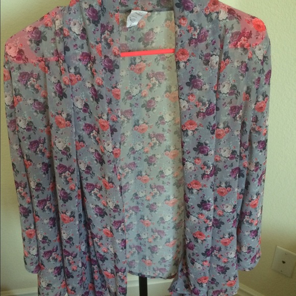 Floral, draped kimono